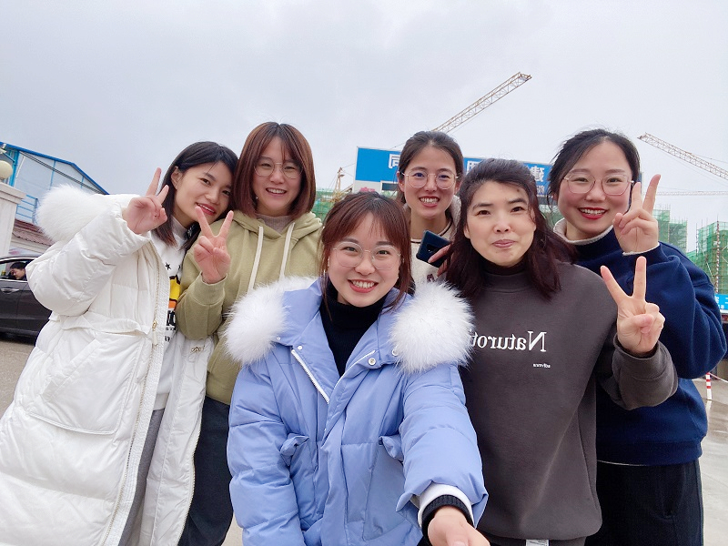 12青陽項目部女同事合影